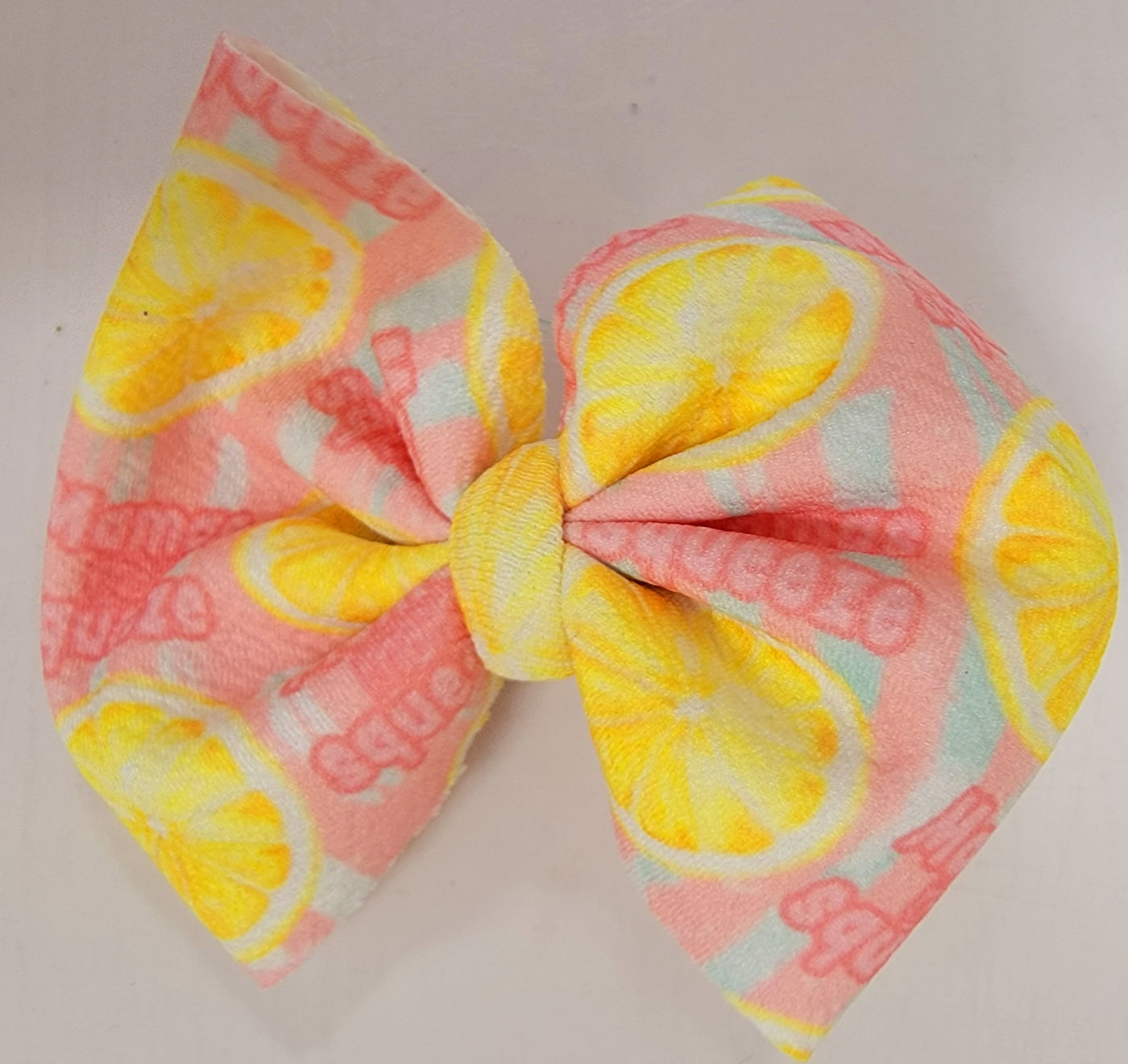 Mamas Squeeze Lemon Bow